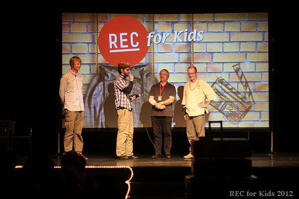 Heiko Martens und Tobi Rahm im Gespräch mit den Festivalleitern Jürgen Macpolowski und Detlef Fluch